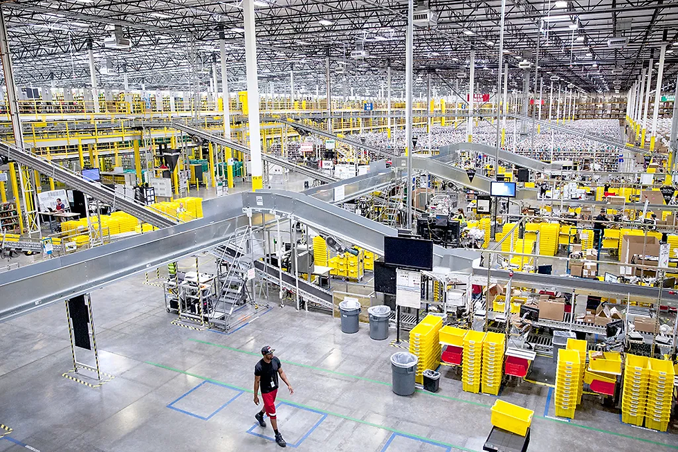 Lagere olieprijzen drukken de transportkosten en verlichten de margedruk bij Amazon