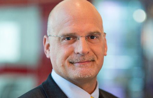 Bloomberg strateeg, Mike McGlone waarschuwt voor nieuwe klap voor bitcoin koers.